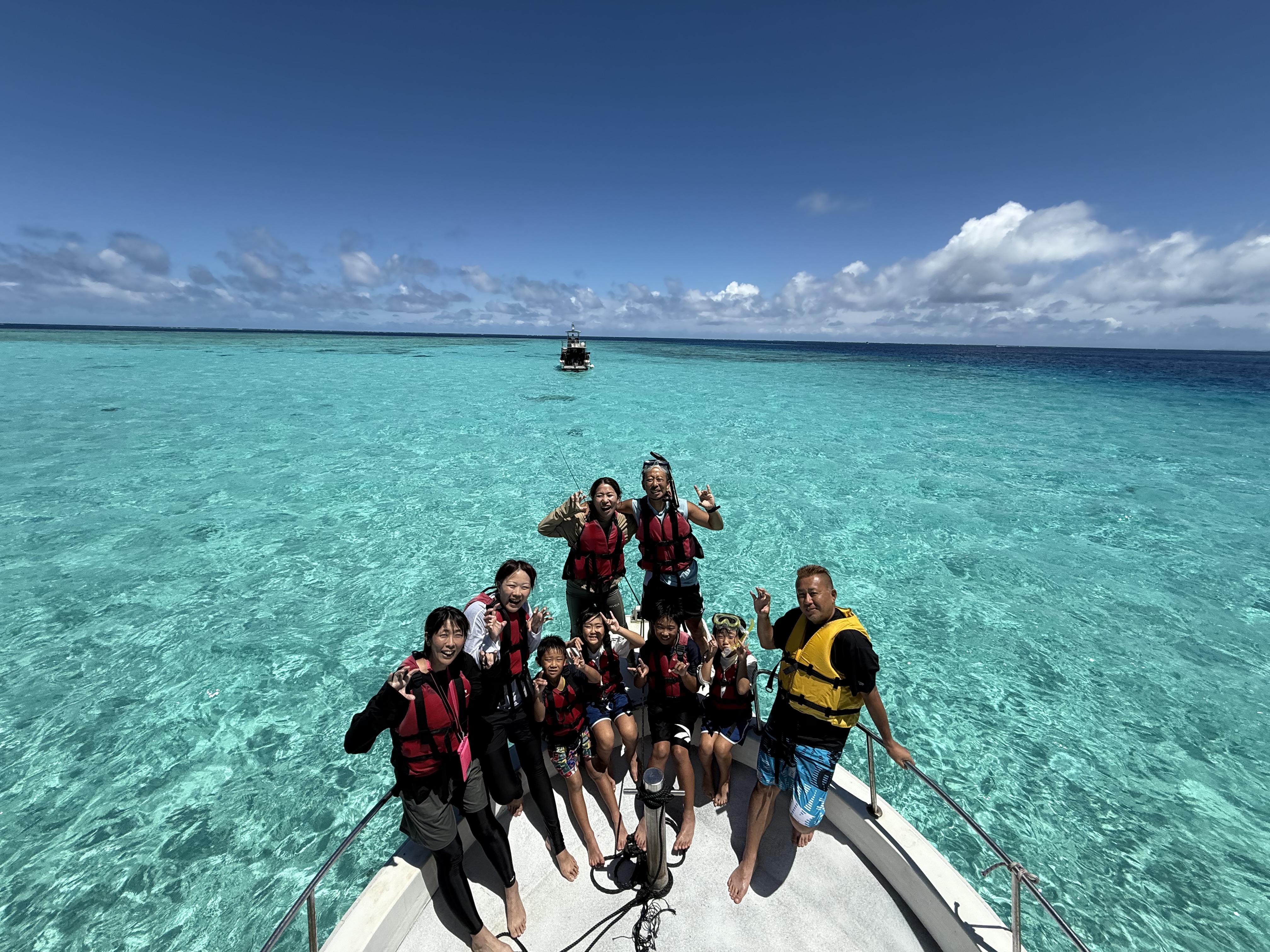 Ｂ八重干瀬半日シュノーケルトリップ（3～4ポイント案内）